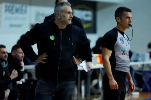 Εύκολα... η Πετρολίνα ΑΕΚ τον Απόλλωνα (φώτος)