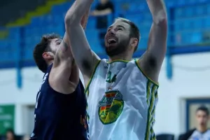 Εύκολα... η Πετρολίνα ΑΕΚ τον Απόλλωνα (φώτος)