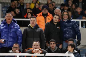 (Φώτος) Ο κόσμος του ΑΠΟΕΛ στο ΓΣΠ