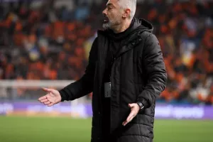ΑΠΟΕΛ-Καρμιώτισσα: Επιστροφή στις νίκες με τριάρα (φώτος)