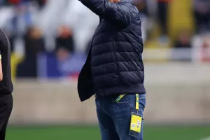 ΑΠΟΕΛ-Ομόνοια Αραδίππου: Εφτάρα δώρο… σε Χιμένεθ!
