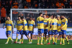 ΑΠΟΕΛ-Ομόνοια Αραδίππου: Εφτάρα δώρο… σε Χιμένεθ!