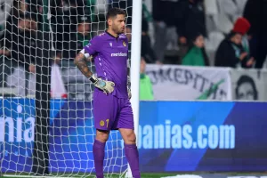 3-0 ημίχρονο (ΑΕΛ)