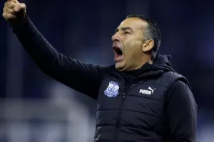 Ανόρθωση-Απόλλων: Στους "4" με τριπλό... χτύπημα! (φώτος)