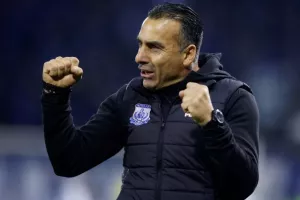 Ανόρθωση-Απόλλων: Στους "4" με τριπλό... χτύπημα! (φώτος)