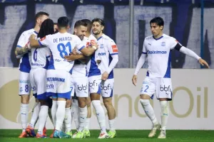 Ανόρθωση-Απόλλων: Στους "4" με τριπλό... χτύπημα! (φώτος)