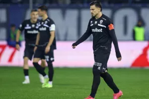 Ανόρθωση-Απόλλων: Στους "4" με τριπλό... χτύπημα! (φώτος)