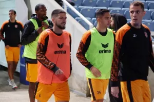 ΑΠΟΕΛ-Καρμιώτισσα: Επιστροφή στις νίκες με τριάρα (φώτος)