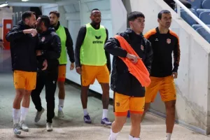 ΑΠΟΕΛ-Καρμιώτισσα: Επιστροφή στις νίκες με τριάρα (φώτος)