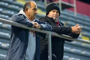 (ΦΩΤΟΡΕΠΟΡΤΑΖ) Ο κόσμος στο Νέα Σαλαμίνα-ΑΠΟΕΛ