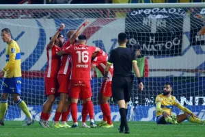 Νέα Σαλαμίνα-ΑΠΟΕΛ: Ούτε τώρα νίκη εκτός έδρας- Ψυχωμένος… ερυθρόλευκος βαθμός (φώτος)
