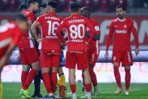Νέα Σαλαμίνα-ΑΠΟΕΛ: Ούτε τώρα νίκη εκτός έδρας- Ψυχωμένος… ερυθρόλευκος βαθμός (φώτος)