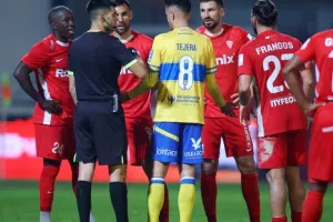 Νέα Σαλαμίνα-ΑΠΟΕΛ: Ούτε τώρα νίκη εκτός έδρας- Ψυχωμένος… ερυθρόλευκος βαθμός (φώτος)