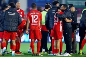 Νέα Σαλαμίνα-ΑΠΟΕΛ: Ούτε τώρα νίκη εκτός έδρας- Ψυχωμένος… ερυθρόλευκος βαθμός (φώτος)