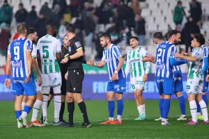(ANO) 6 με Ομόνοια!