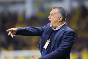 ΑΕΛ-Ομόνοια: Επιστροφή στις νίκες... με τεσσάρα! (Φώτος)