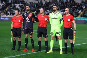 Ομόνοια - Άρης: Μάχη… χωρίς νικητή!