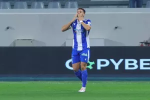 Άρης-Εθνικός Άχνας: Ήταν να μην δεχθεί γκολ/"Αγρίεψε"... και έριξε 6αρα! (φώτος)