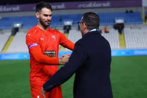 ΑΠΟΕΛ-Πάφος: Γαλάζια...πρόκριση στα πέναλτι! (φώτος)