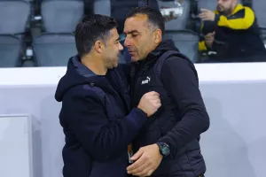 Με χαμόγελα και αγκαλιές!