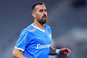 Χάμπος: "Κανένας πάνω από την ομάδα"