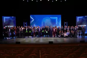 ΟΛΟΙ όσοι βραβεύθηκαν στην Γιορτή των Αρίστων (Φώτος)