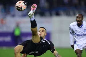 Ανόρθωση-Απόλλων: Στους "4" με τριπλό... χτύπημα! (φώτος)