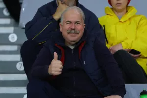 (Φώτος) Oι ΑΕΛίστες με Απόλλωνα