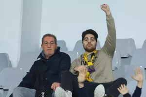 (Φώτος) Oι ΑΕΛίστες με Απόλλωνα