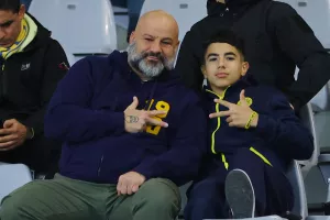 (Φώτος) Oι ΑΕΛίστες με Απόλλωνα