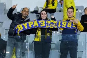 (Φώτος) Oι ΑΕΛίστες με Απόλλωνα