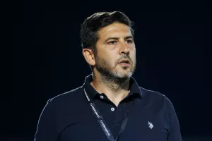 "Εύχομαι να ανέβει στην Α' Κατηγορία ο Ολυμπιακός... το φαβορί και η έκπληξη"