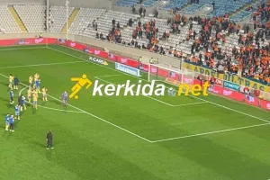 ΕΤΣΙ πανηγύρισαν την τριάρα (Βίντεο Kerkida)