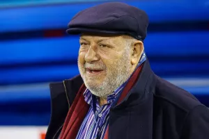 Έντονη αντίδραση Κίκη/ "Αν κλείσουμε το ποδόσφαιρο, τι άλλο έχουμε; Ο Μεσίνα δεν έπρεπε να κοιμάται"