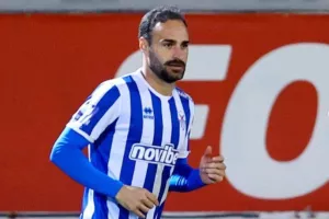Έπιασε νωρίς δουλειά - Πρώτος διψήφιος! 