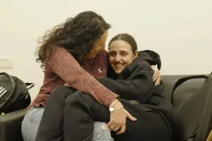 Σε «σταθερή κατάσταση» οι τρεις Ισραηλινές όμηροι που απελευθερώθηκαν