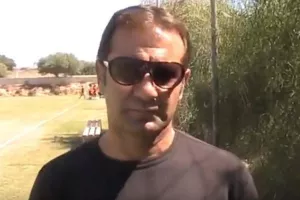 ''Μόνο με κάτι συνταρακτικό” 
