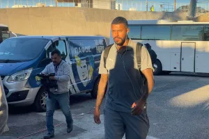 (ΦΩΤΟΣ kerkida) Η άφιξη της Πάφος FC