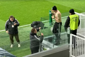 (ΦΩΤΟΣ kerkida) Πραγματοποίησε την ευχή του Αντώνη ο Σπιλέφσκι  