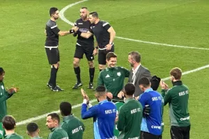 (ΦΩΤΟΣ kerkida) Τίμησε τον 100άρη Μπένγκτσον