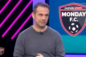 Ντέμης: «Δεν βλέπω καμία επαφή στον Ελ Κααμπί, είναι κόκκινη στον Κοστίνια»