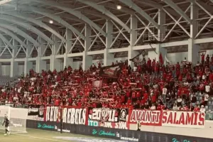 "Γίναμε ΣΑΛΑΜΙΝΑ για να κουβαλήσουμε την ΑΜΜΟΧΩΣΤΟ σε όλα τα μήκη και πλάτη..."