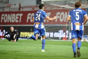 Νέα Σαλαμίνα - Εθνικός: Κρυφοκοιτάζει εξάδα ο ένας, "βουλιάζει" ο άλλος (φώτος)