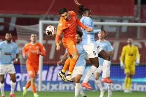 Καρμιώτισσα - Πάφος: Με Ζάζα και Άντερσον παρέμεινε στην κορυφή
