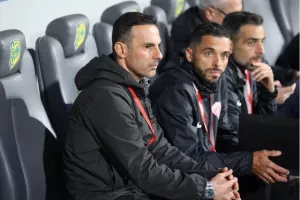 ΑΕΚ-Νέα Σαλαμίνα: Κιτρινοπράσινη αντίδραση / Καθάρισε από το ημίχρονο (φώτος)