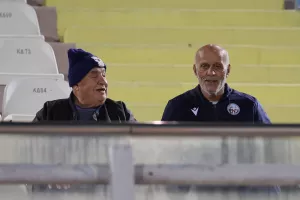 (ΦΩΤΟΣ) Οι κερκίδες στο "Τάσος Μάρκου"