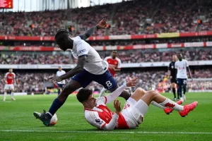 Premier League-21η αγωνιστική: Άρσεναλ εναντίον Τότεναμ για το απόλυτο ντέρμπι του Λονδίνου