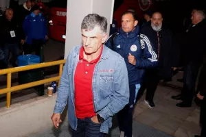 Η ενδεκάδα του Ολυμπιακού: Βασικός ο Μασούρας - Εκτός αποστολής ο Ζέλσον!