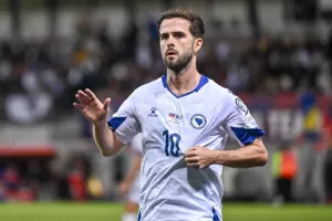 Miralem Pjanic (KYΠΡΟΣ)