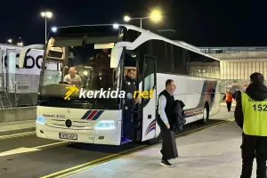 (Φώτος kerkida) Η άφιξη του Απόλλωνα